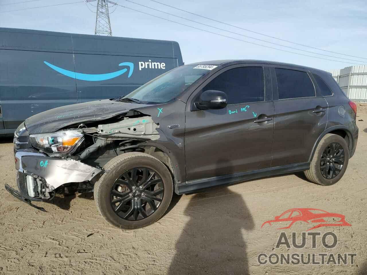 MITSUBISHI OUTLANDER 2018 - JA4AP3AU2JU005157