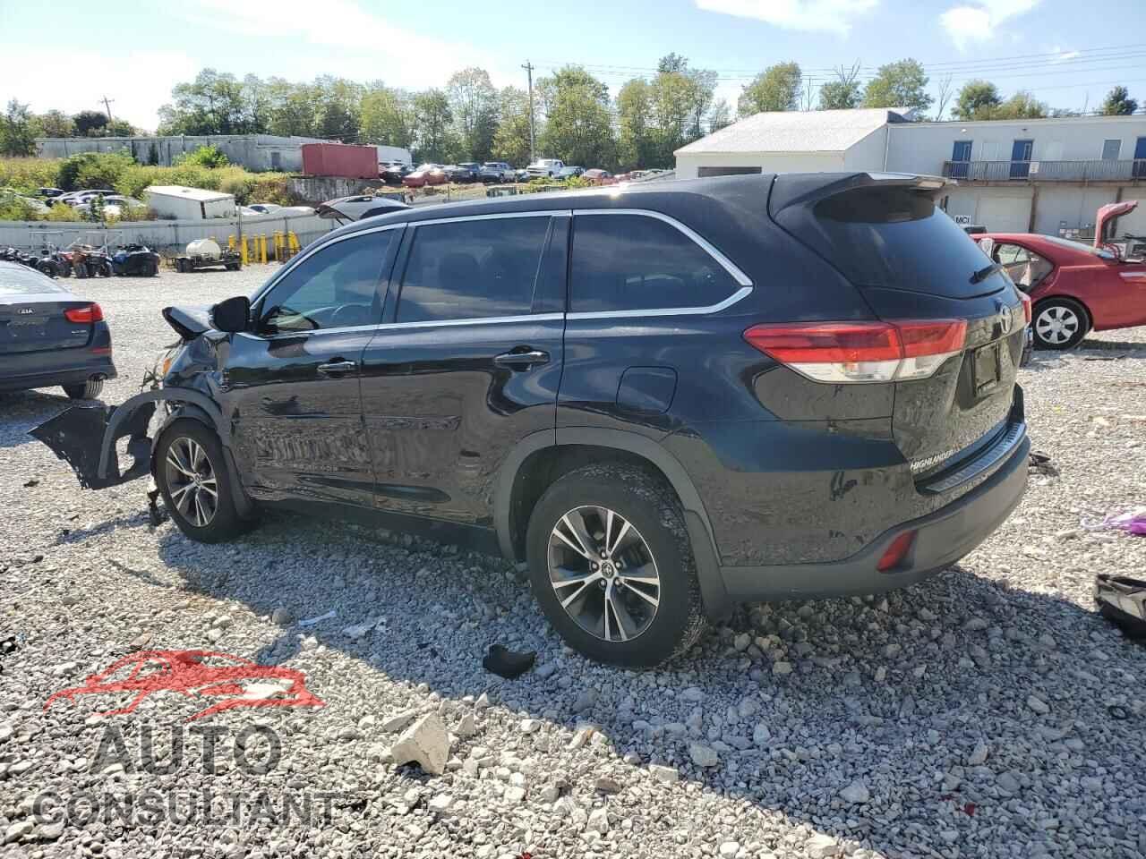 TOYOTA HIGHLANDER 2018 - 5TDBZRFH6JS875677
