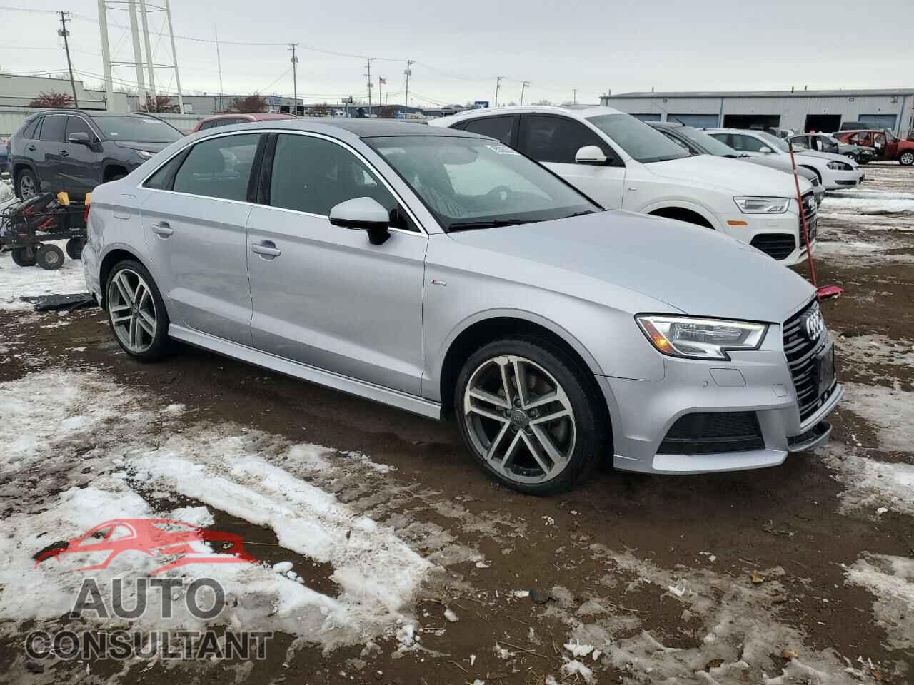 AUDI A3 2018 - WAUJ8GFFXJ1013106