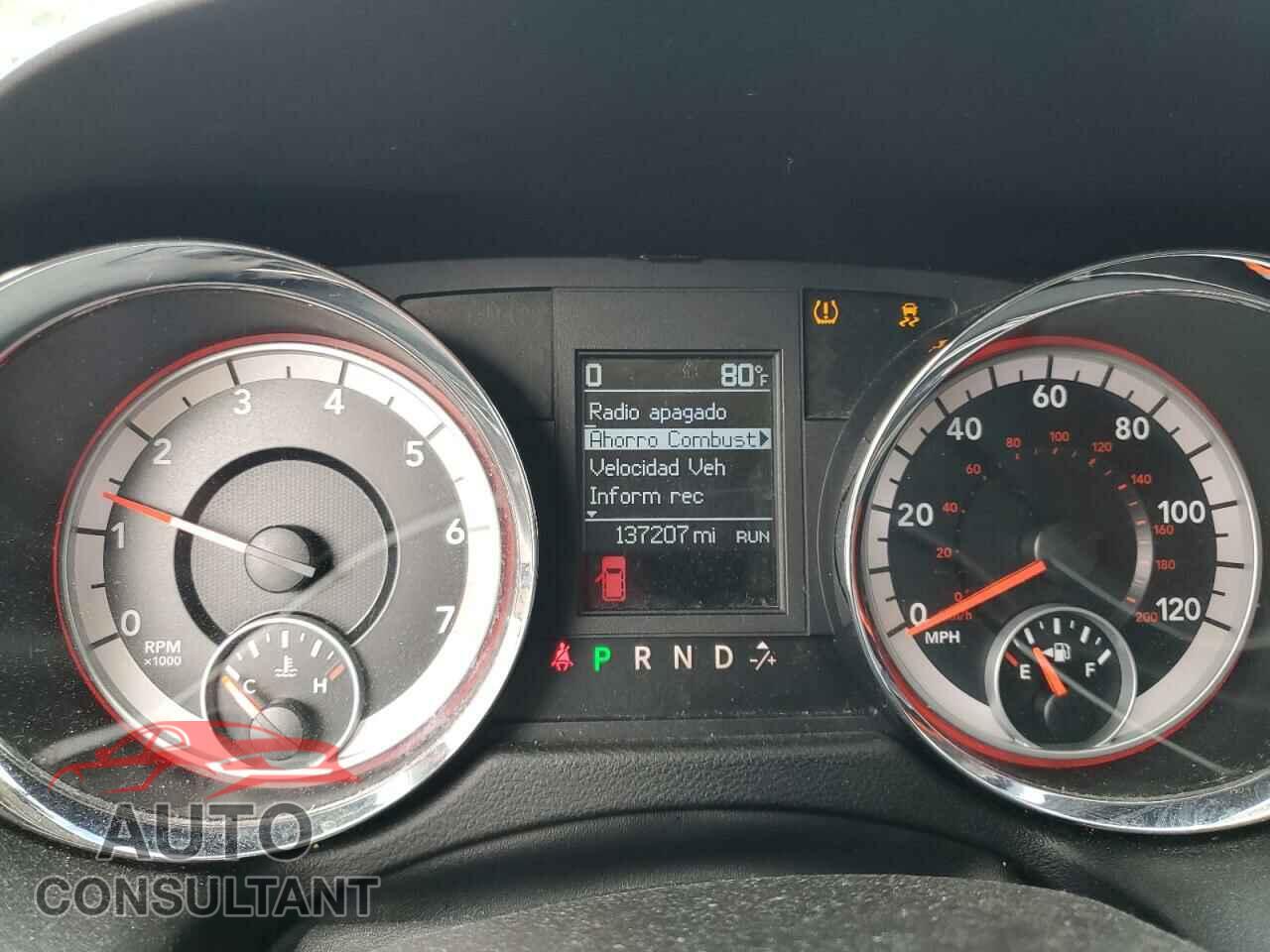DODGE CARAVAN 2011 - 2D4RN5DG0BR606424