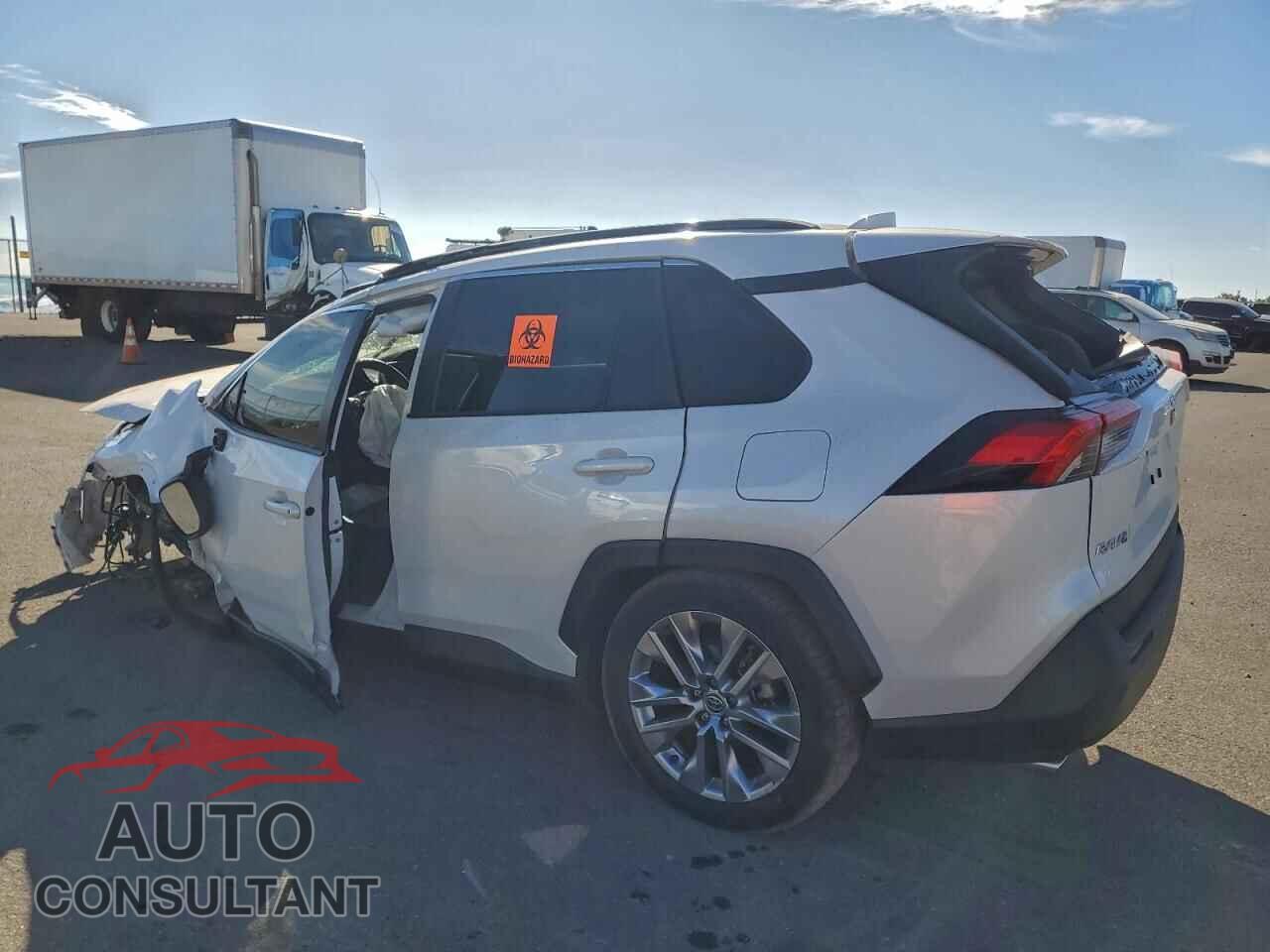 TOYOTA RAV4 2023 - JTMC1RFV5PD096549