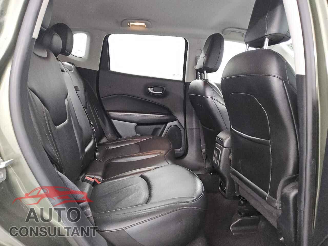 JEEP COMPASS 2021 - 3C4NJDCB6MT506576