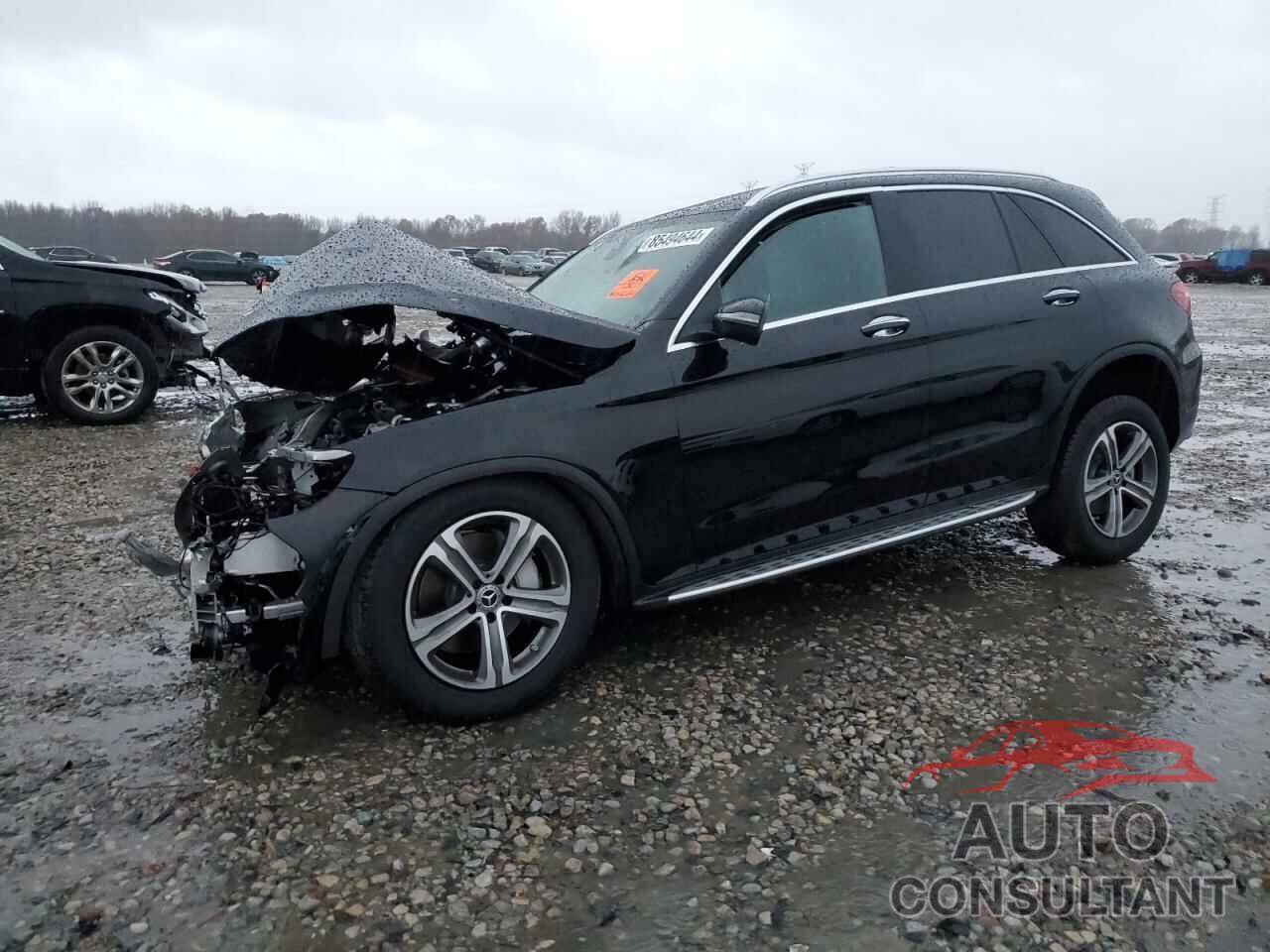 MERCEDES-BENZ GLC-CLASS 2018 - WDC0G4JB8JV064272