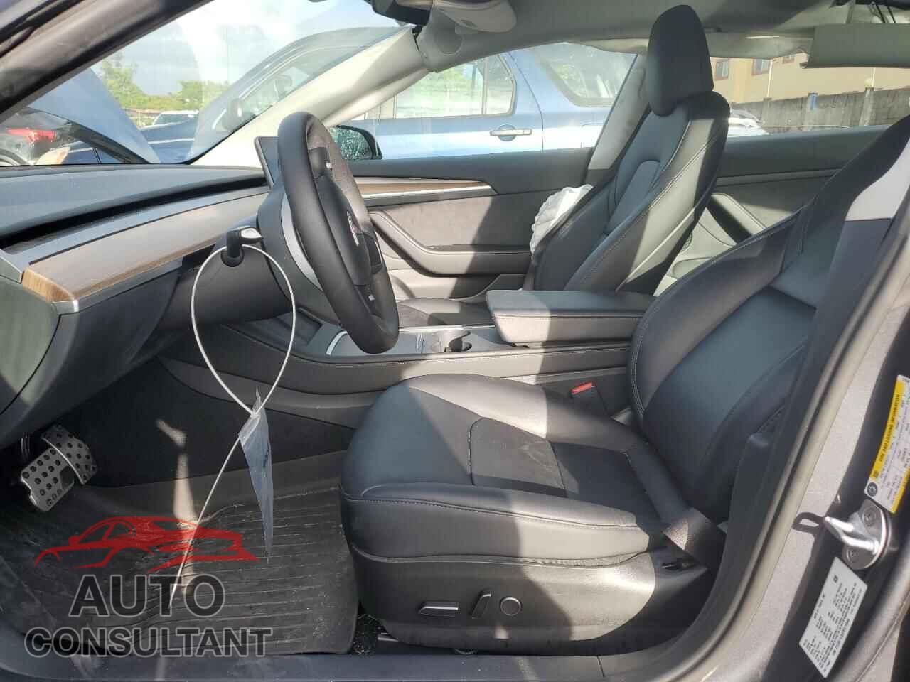 TESLA MODEL 3 2023 - 5YJ3E1EAXPF572646