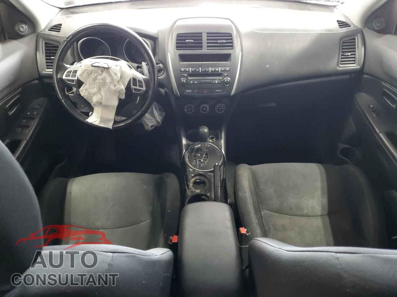MITSUBISHI OUTLANDER 2013 - 4A4AP3AU5DE018160