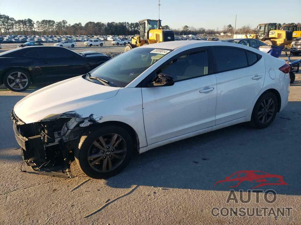 HYUNDAI ELANTRA 2018 - 5NPD84LF9JH302179