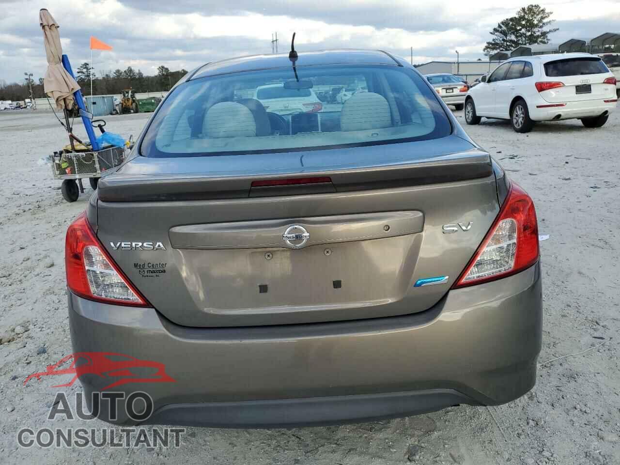 NISSAN VERSA 2015 - 3N1CN7APXFL816389
