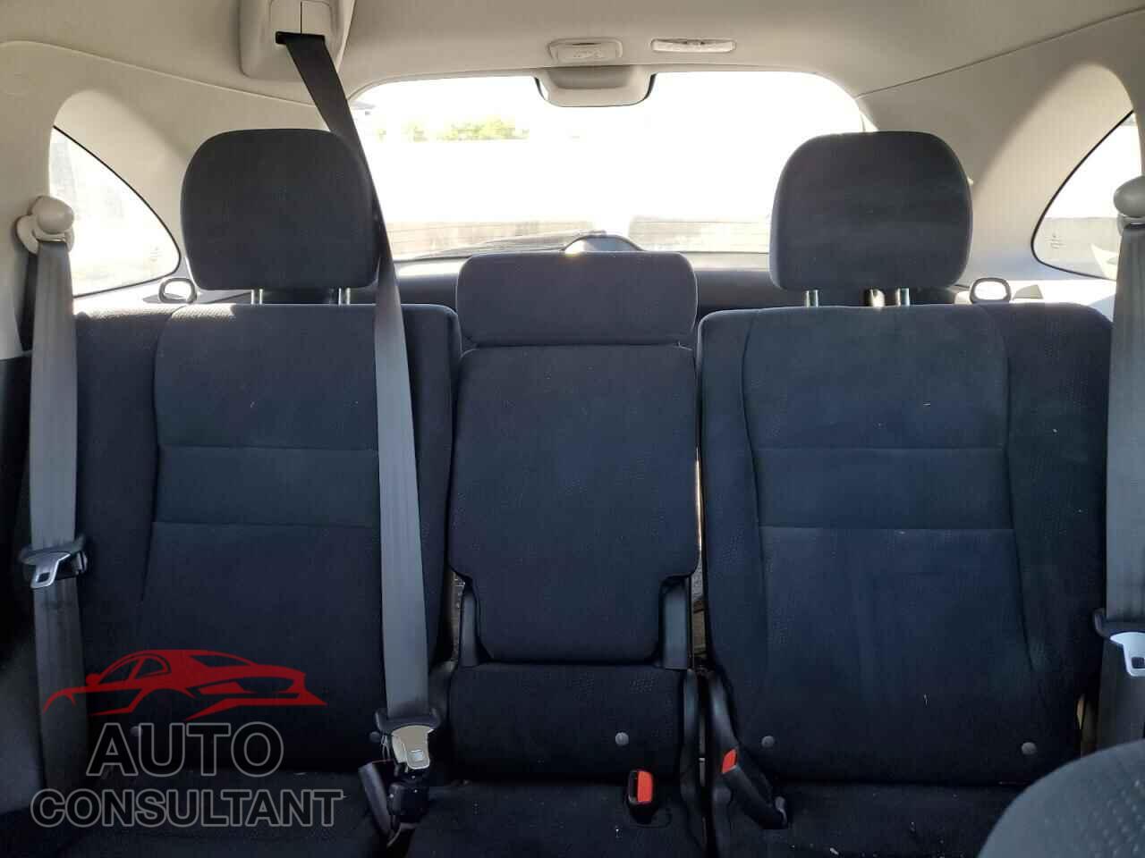 HONDA CRV 2011 - 5J6RE4H44BL093916