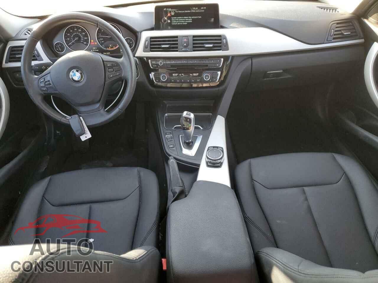 BMW 3 SERIES 2016 - WBA8E1G58GNU11877