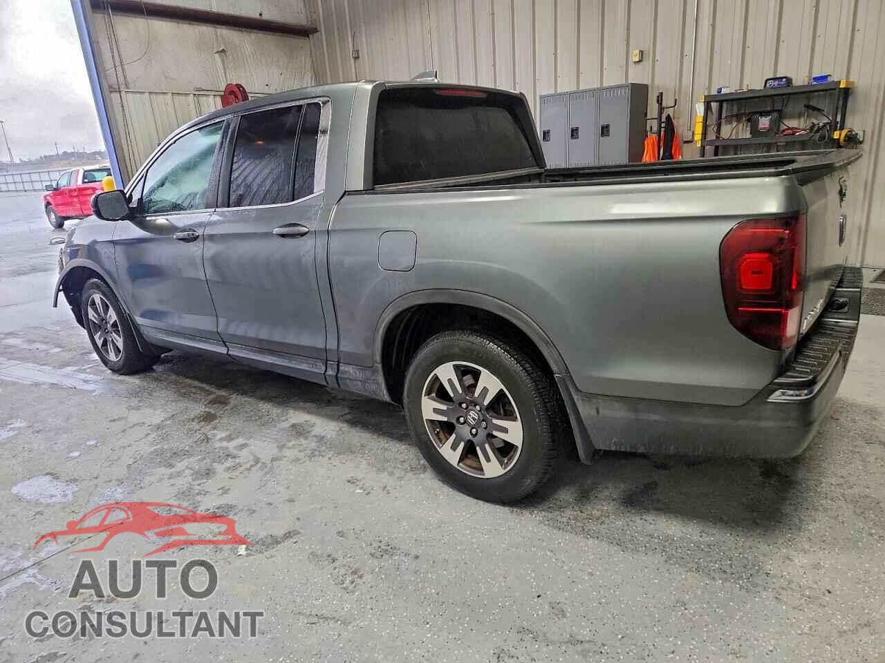 HONDA RIDGELINE 2017 - 5FPYK2F65HB011696