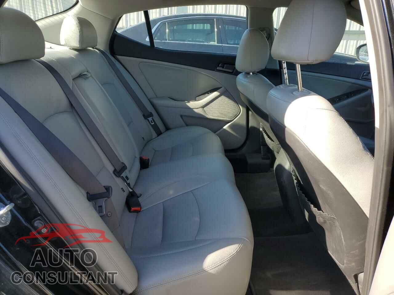 KIA OPTIMA 2013 - KNAGM4A70D5304585
