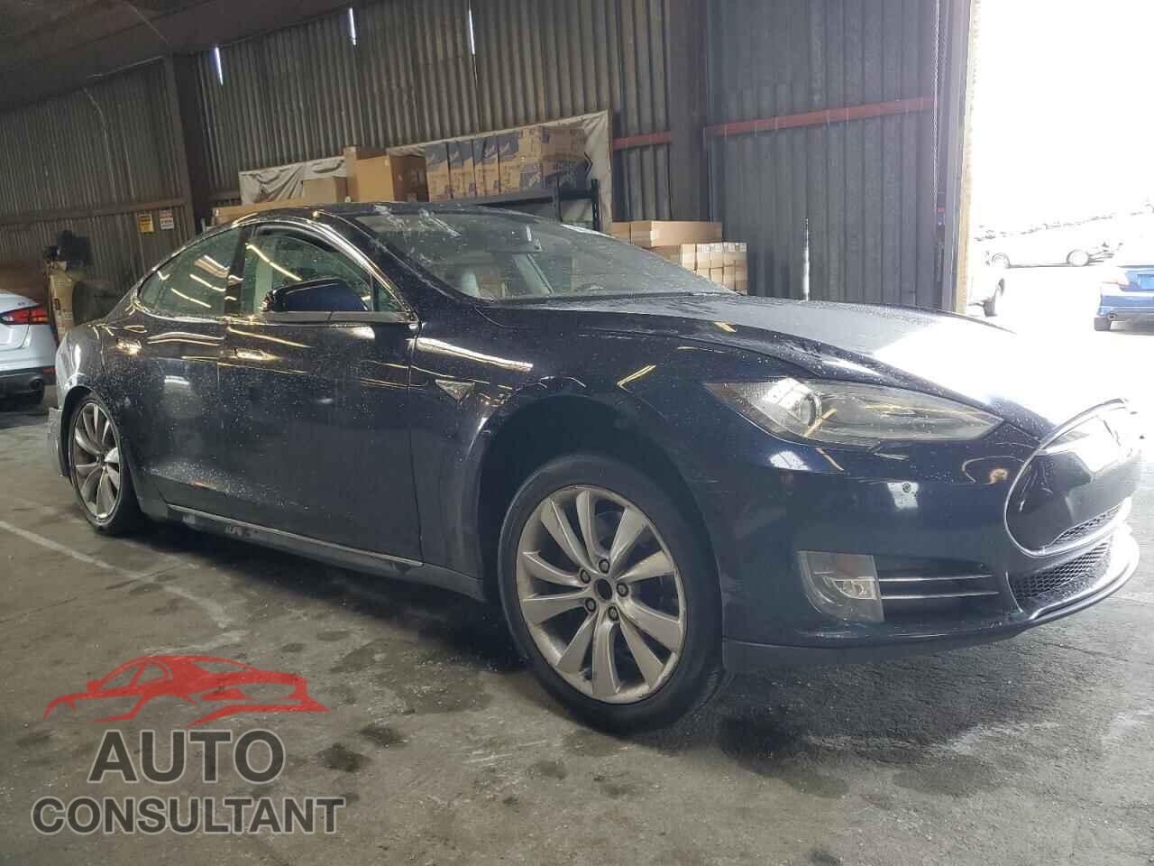 TESLA MODEL S 2014 - 5YJSA1H18EFP43698