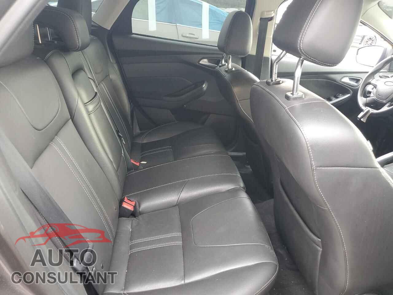 FORD FOCUS 2012 - 1FAHP3N2XCL220197