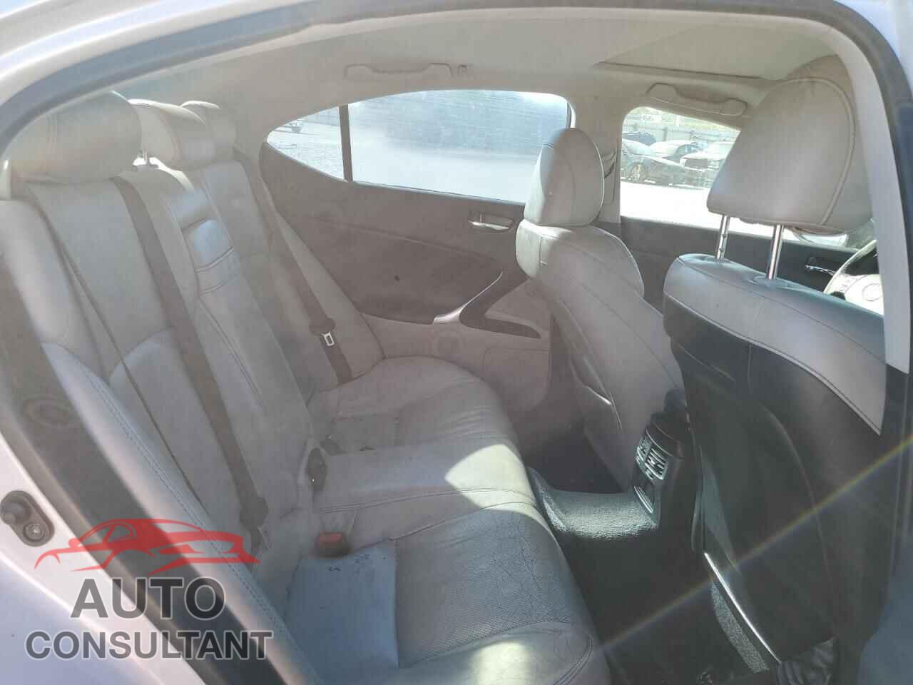 LEXUS IS 2009 - JTHCK262395031365