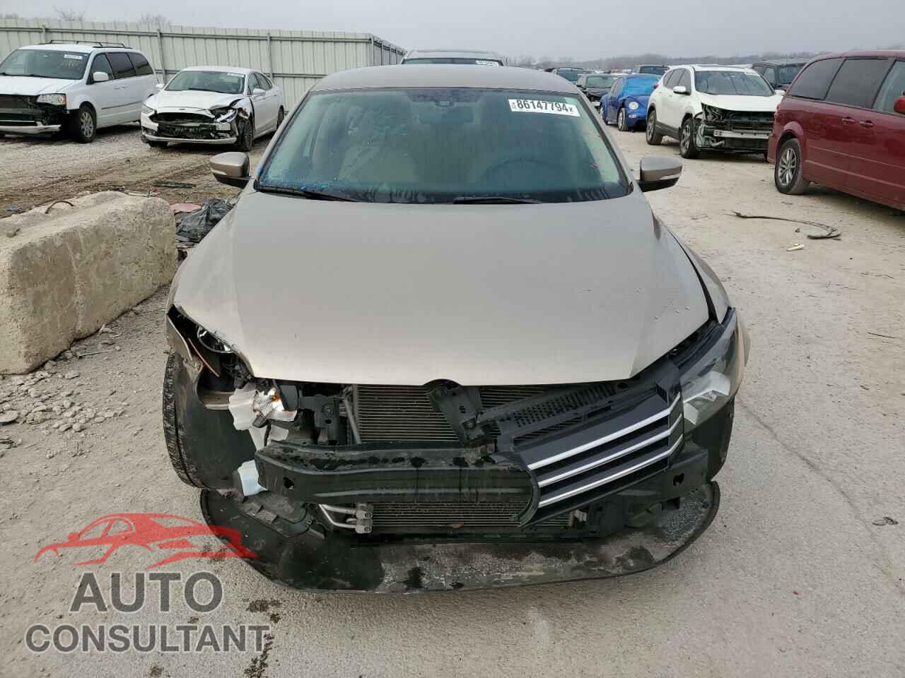 VOLKSWAGEN PASSAT 2015 - 1VWAS7A39FC068043