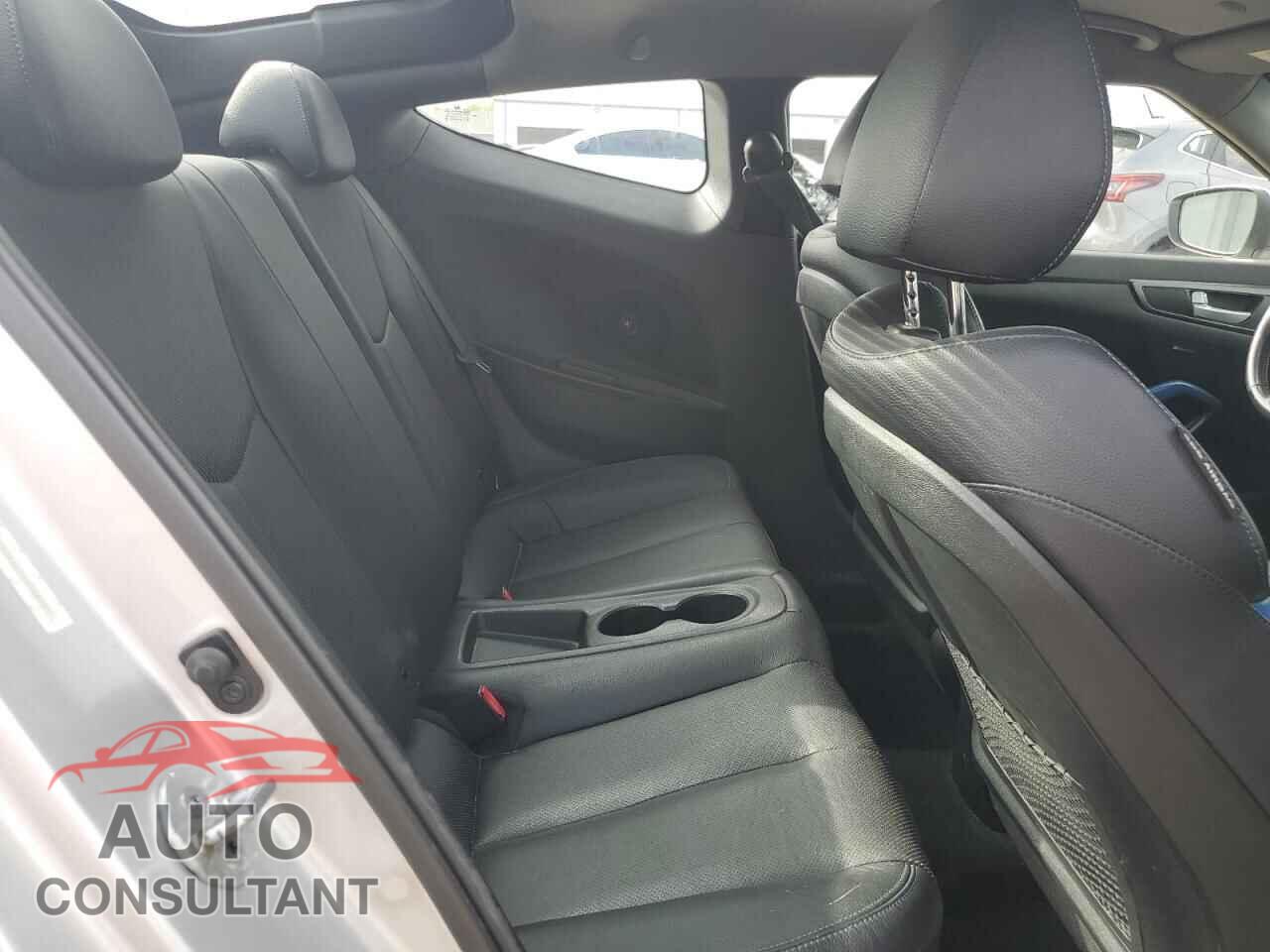 HYUNDAI VELOSTER 2013 - KMHTC6AE2DU098377