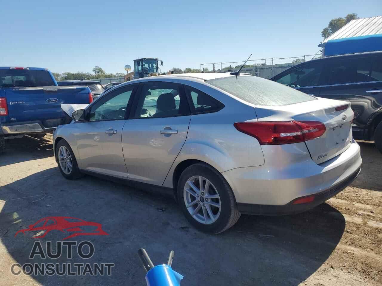 FORD FOCUS 2017 - 1FADP3F20HL329711