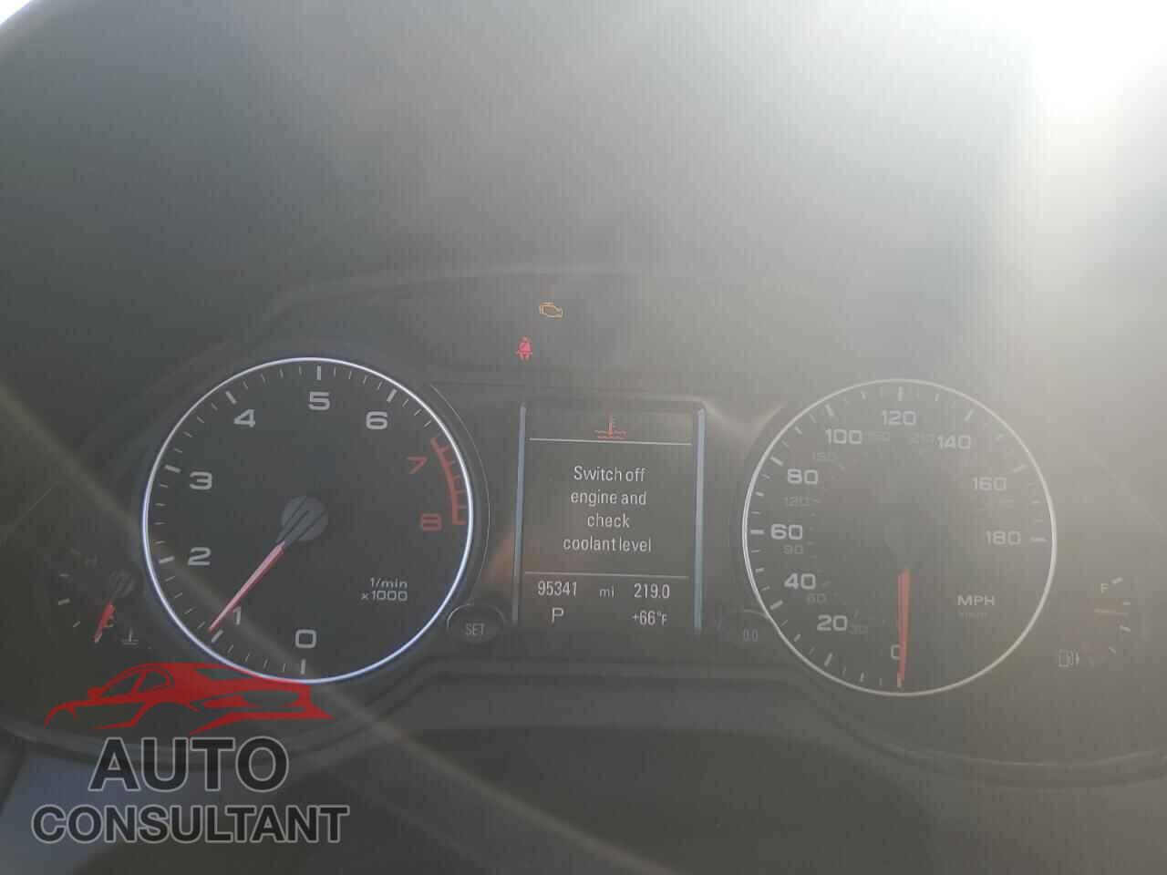 AUDI Q5 2012 - WA1LFAFP1CA078317