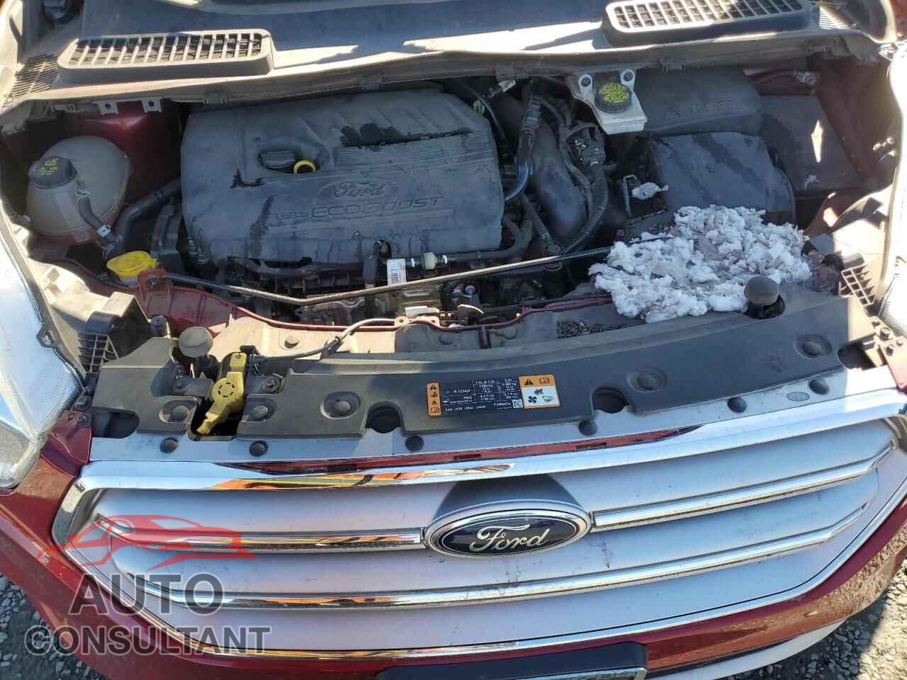 FORD ESCAPE 2017 - 1FMCU9GD3HUF09112
