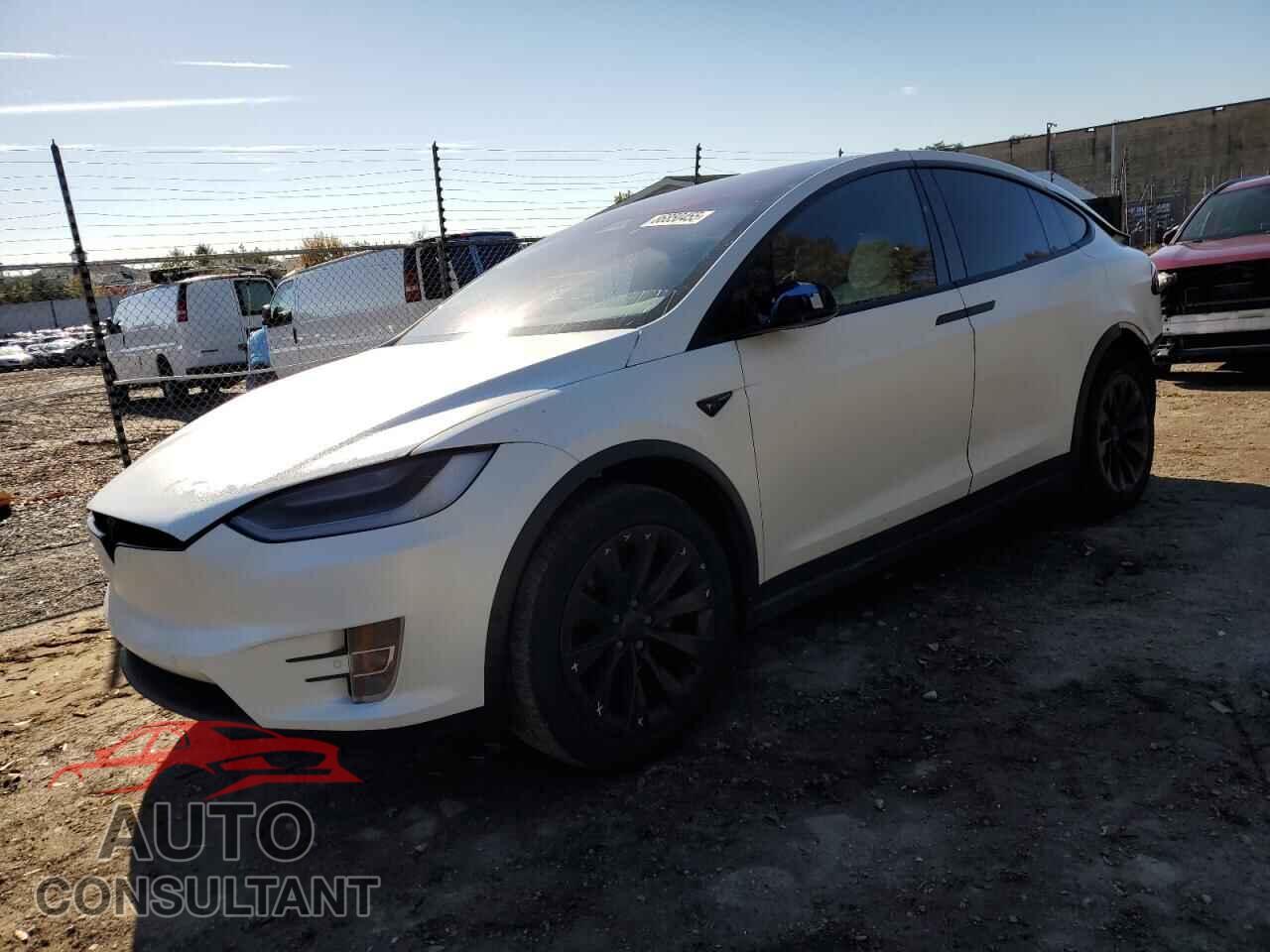 TESLA MODEL X 2017 - 5YJXCAE24HF065503