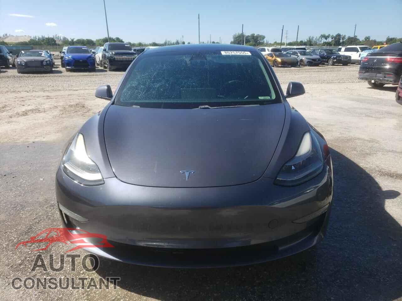 TESLA MODEL 3 2021 - 5YJ3E1EB5MF948111