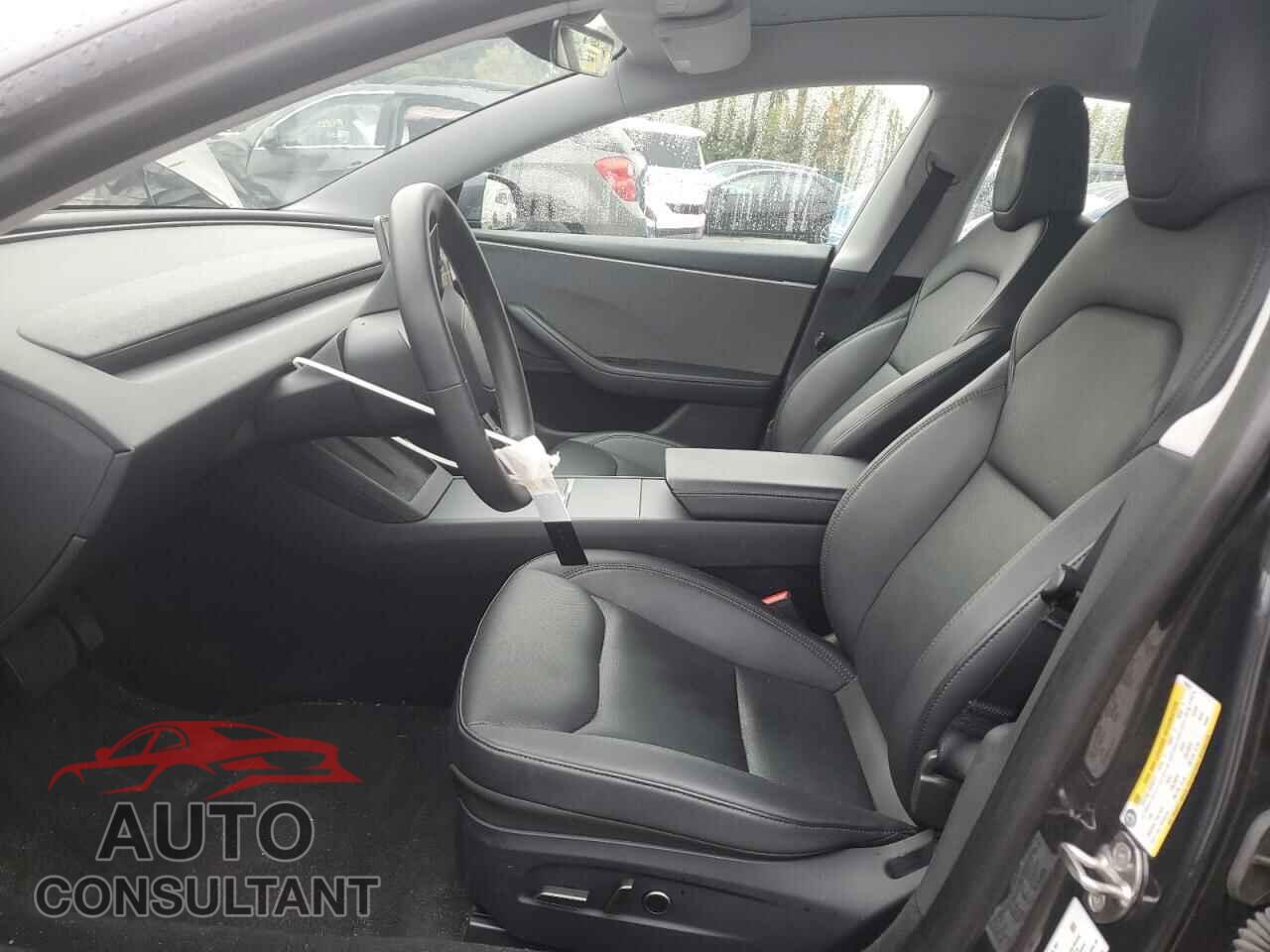 TESLA MODEL 3 2024 - 5YJ3E1EA3RF734376