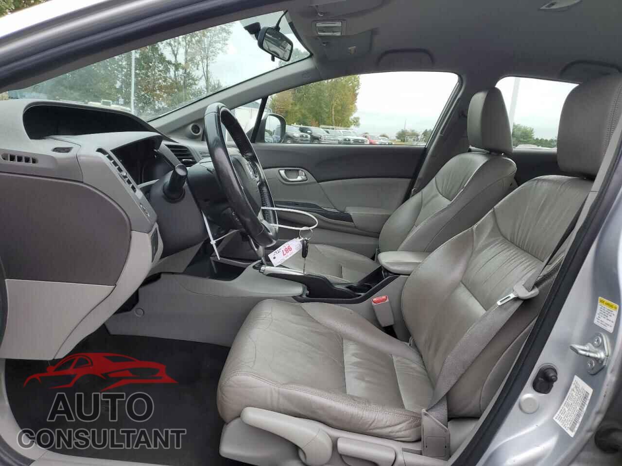 HONDA CIVIC 2012 - JHMFB4F31CS011433