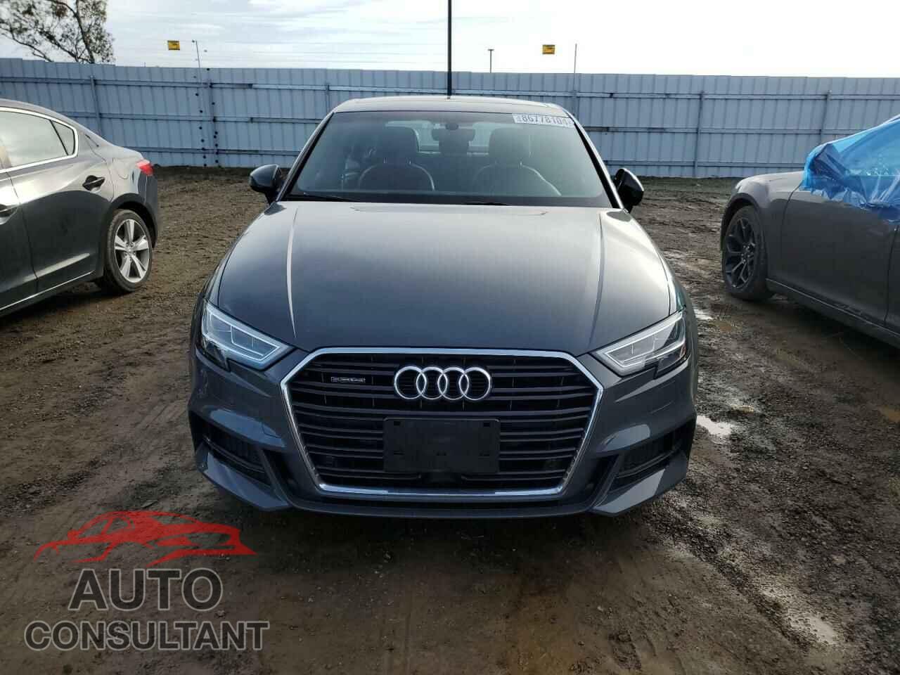 AUDI A3 2017 - WAUJ8GFF5H1060778