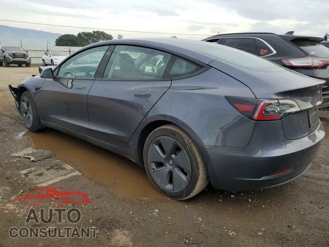 TESLA MODEL 3 2023 - 5YJ3E1EA5PF504464