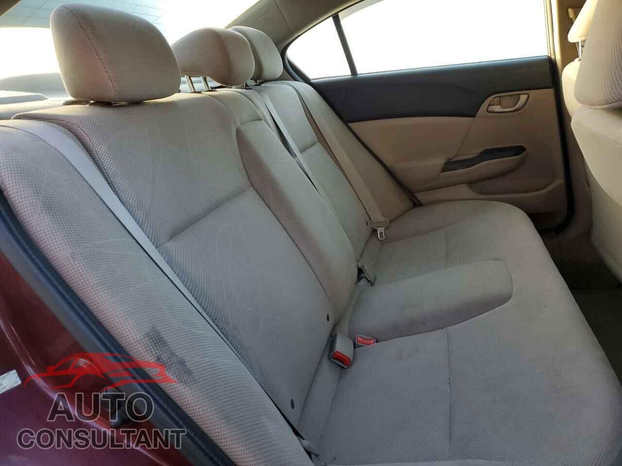 HONDA CIVIC 2012 - 2HGFB2F57CH572686