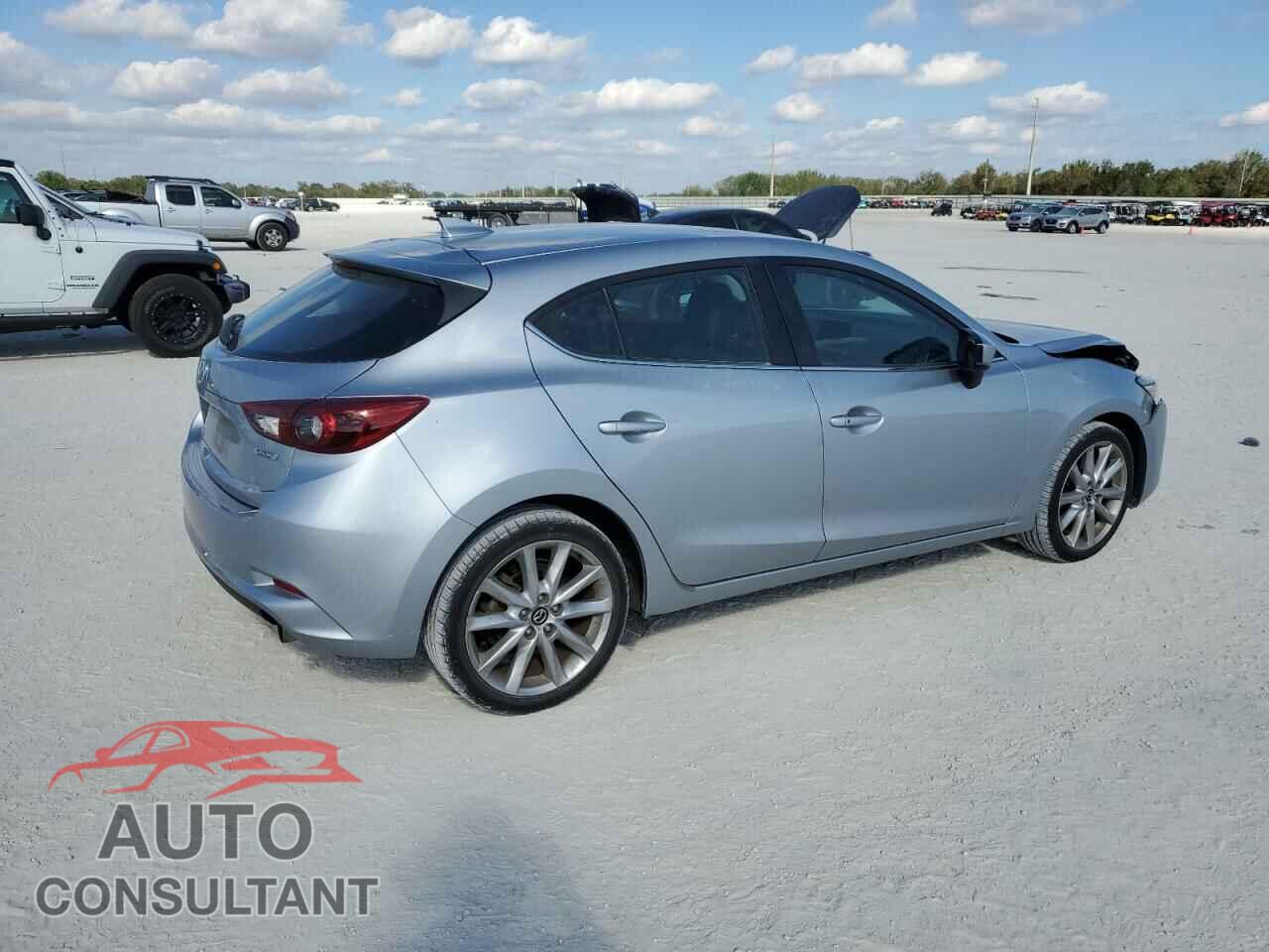 MAZDA 3 2017 - JM1BN1M33H1105397