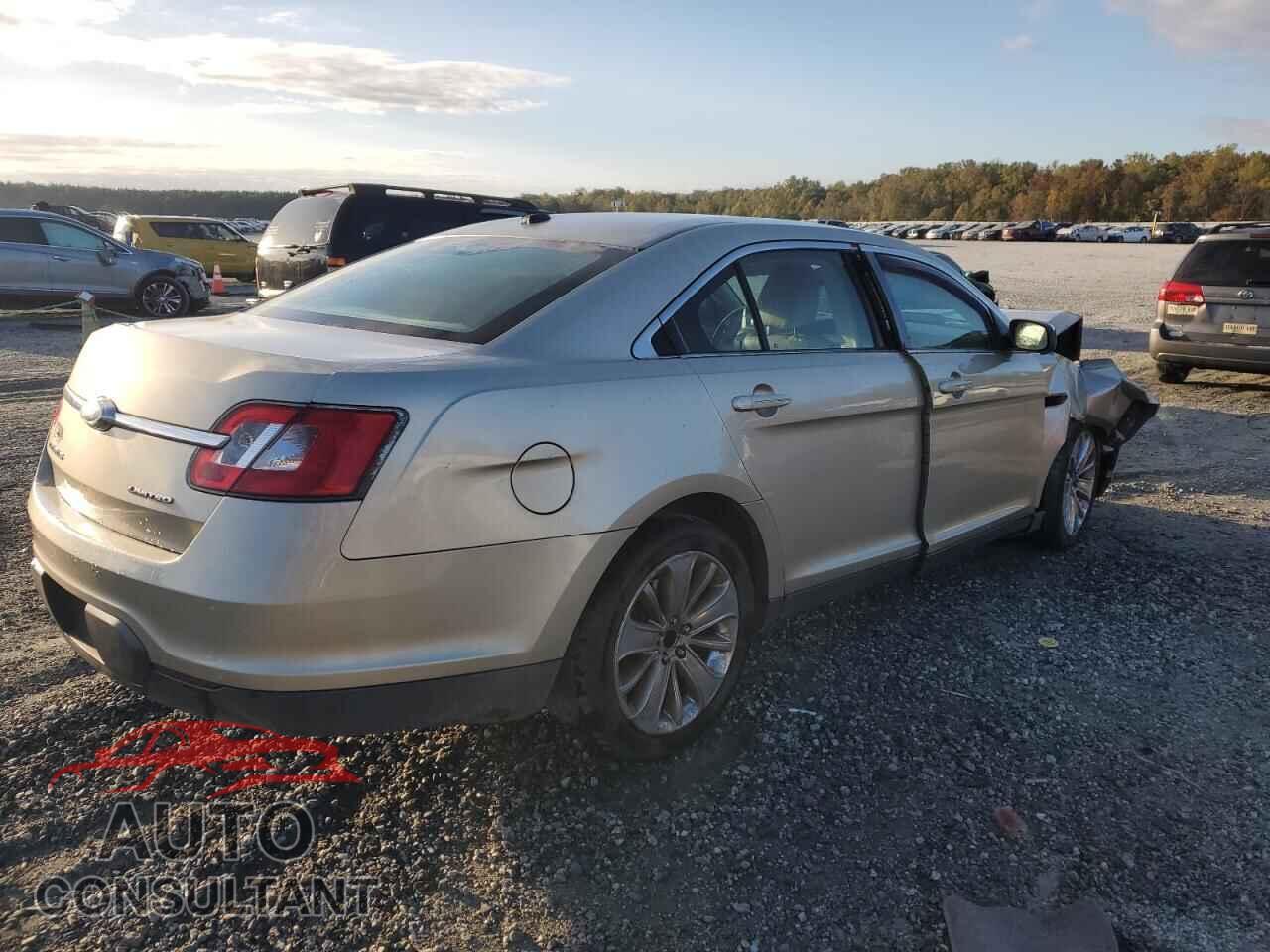 FORD TAURUS 2010 - 1FAHP2FW7AG142253