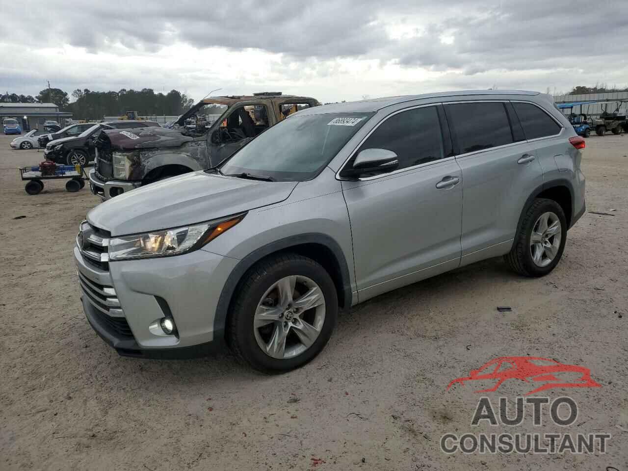 TOYOTA HIGHLANDER 2019 - 5TDYZRFH2KS367430