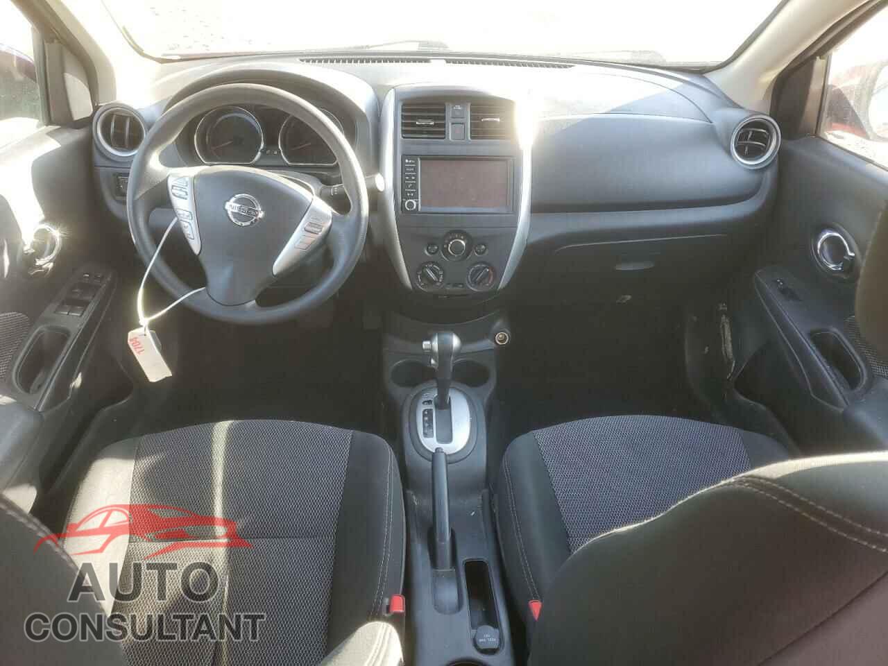 NISSAN VERSA 2019 - 3N1CN7AP3KL837563