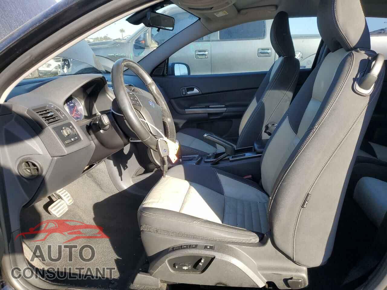 VOLVO C30 2009 - YV1MK672392128590
