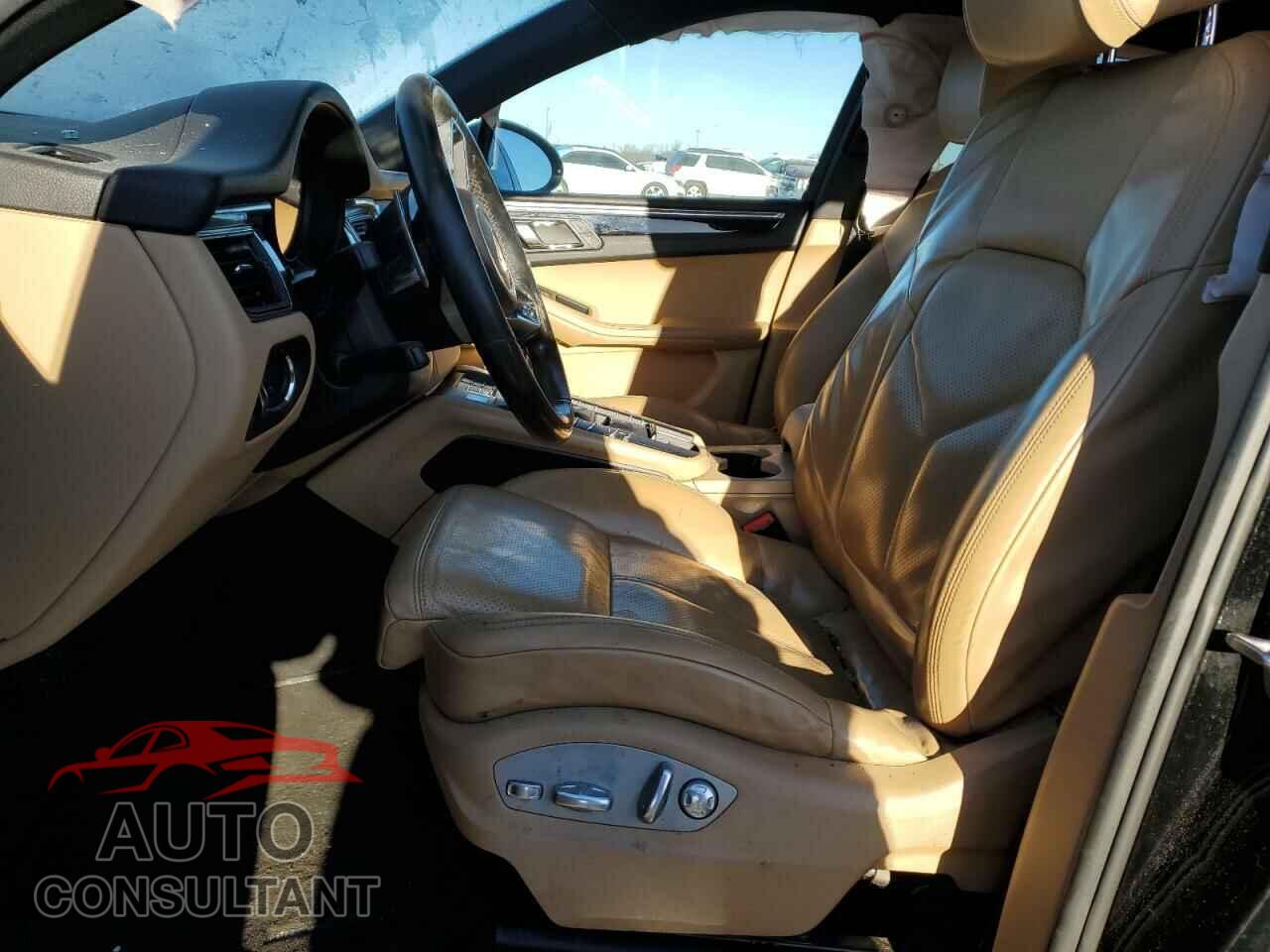 PORSCHE MACAN 2017 - WP1AA2A58HLB02100