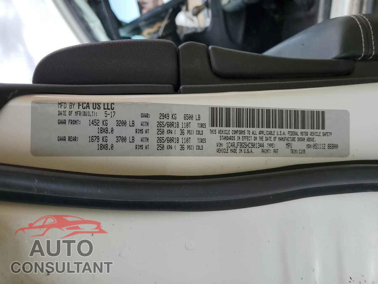 JEEP GRAND CHER 2017 - 1C4RJFBG5HC901344