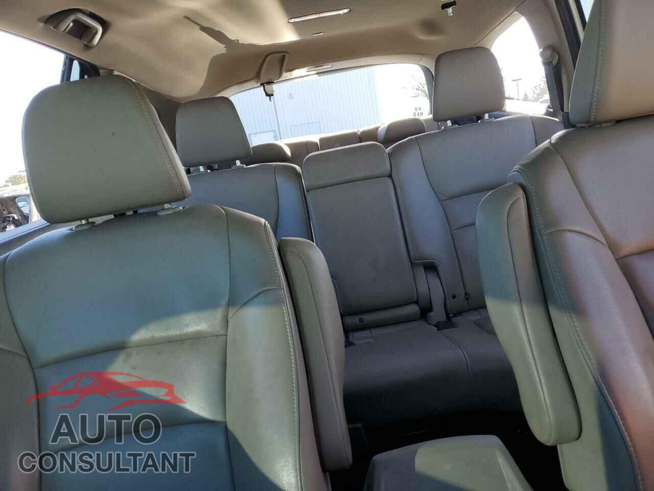 HONDA PILOT 2016 - 5FNYF5H54GB043329