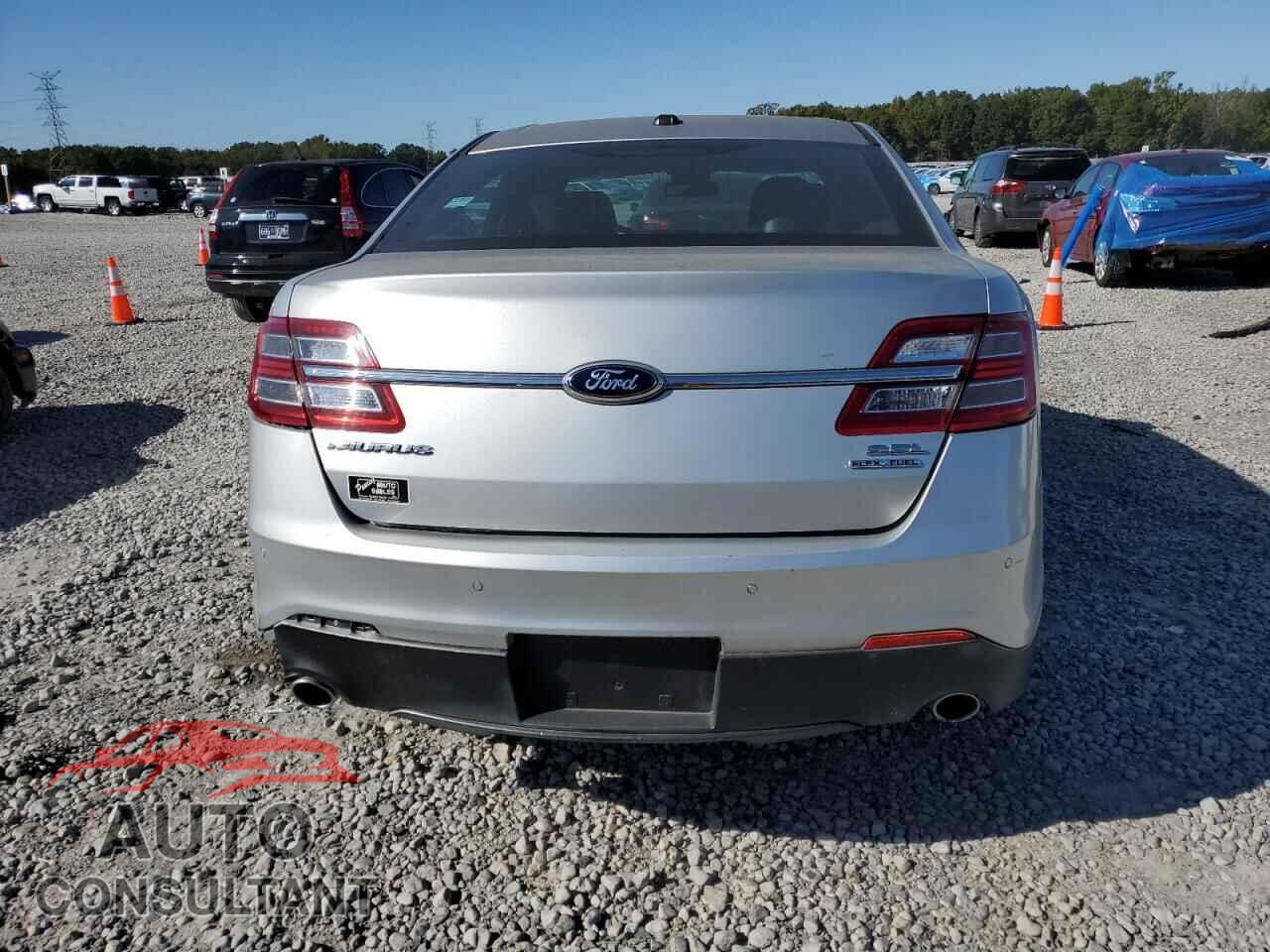 FORD TAURUS 2013 - 1FAHP2E83DG215092