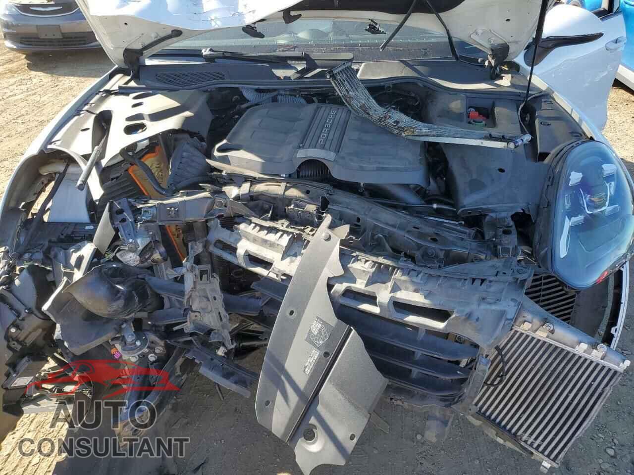 PORSCHE CAYENNE 2016 - WP1AD2A2XGLA78538