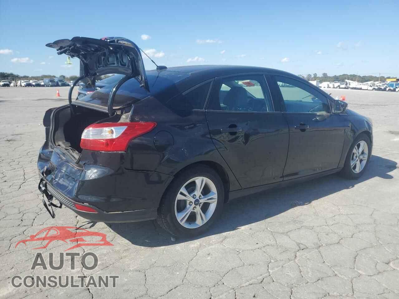 FORD FOCUS 2014 - 1FADP3F23EL203404