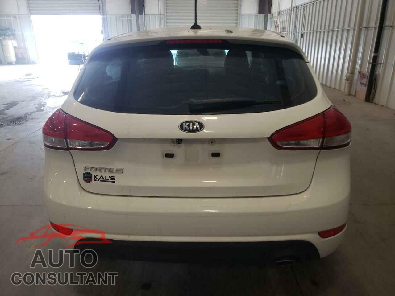 KIA FORTE 2017 - KNAFK5A85H5706480