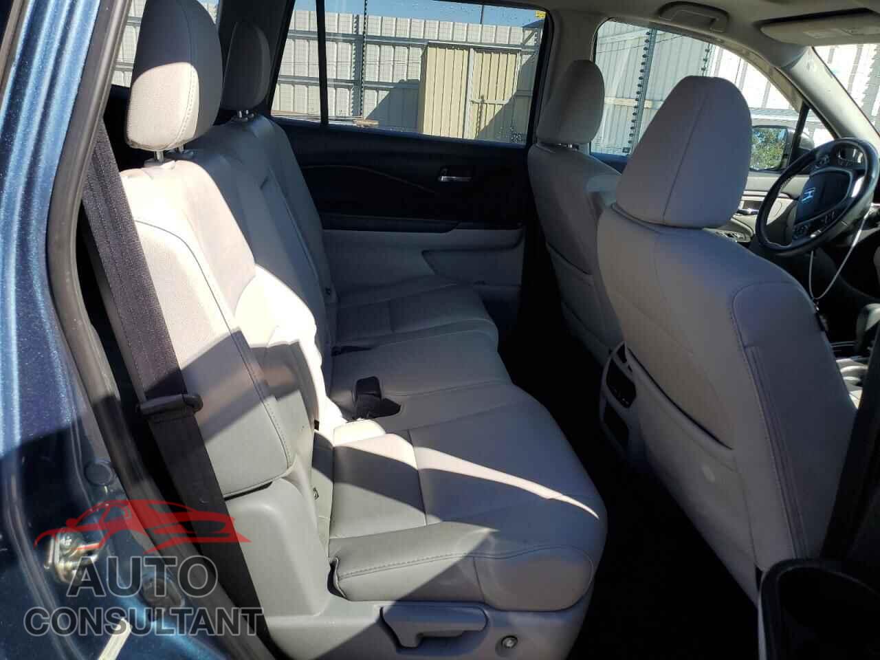 HONDA PILOT 2016 - 5FNYF5H69GB059177