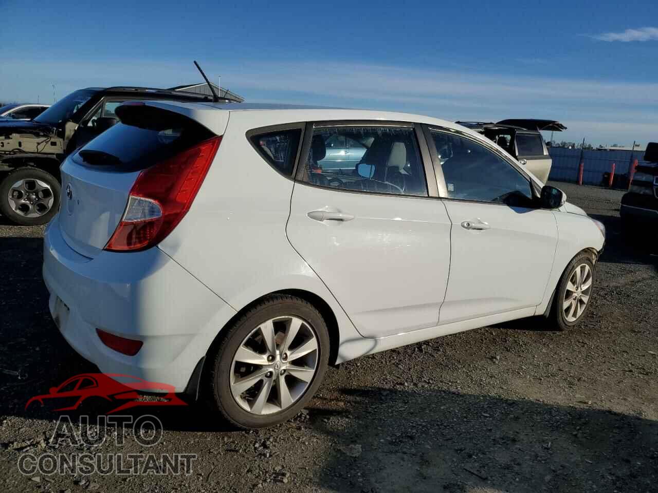 HYUNDAI ACCENT 2013 - KMHCU5AE9DU107678