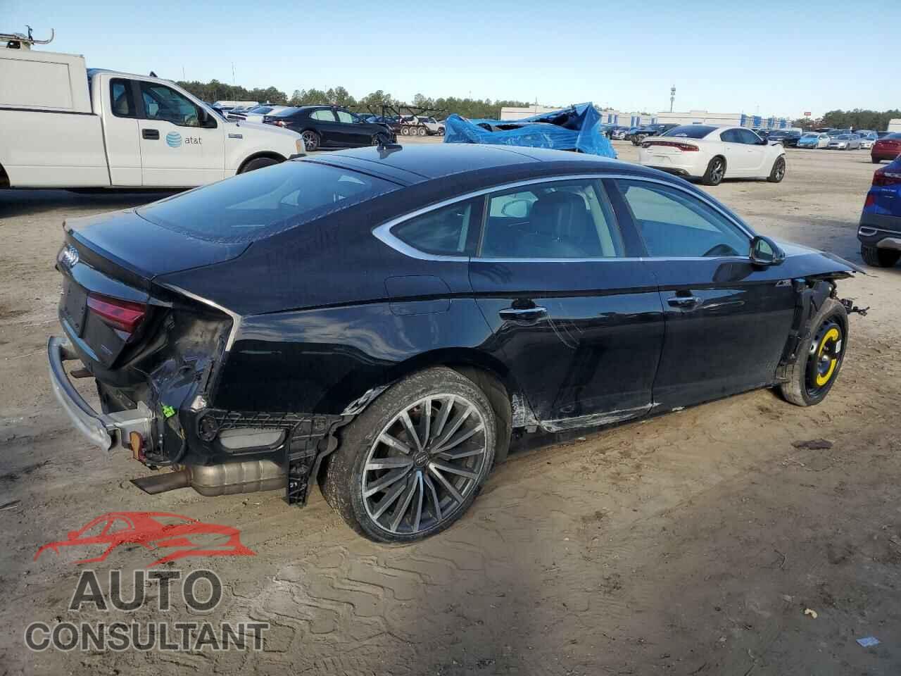 AUDI A5 2021 - WAUCBCF50MA005501