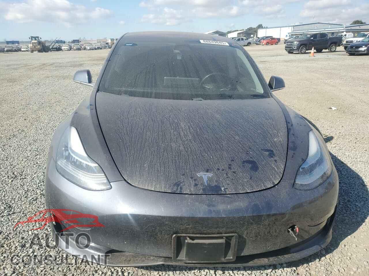 TESLA MODEL 3 2018 - 5YJ3E1EA2JF043070