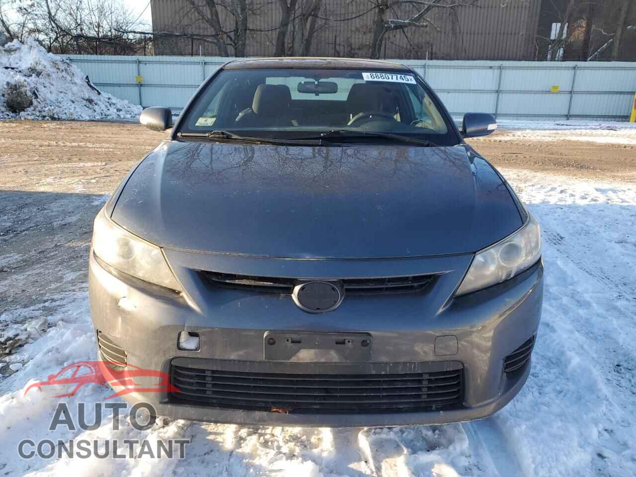 TOYOTA SCION 2012 - JTKJF5C76C3029619