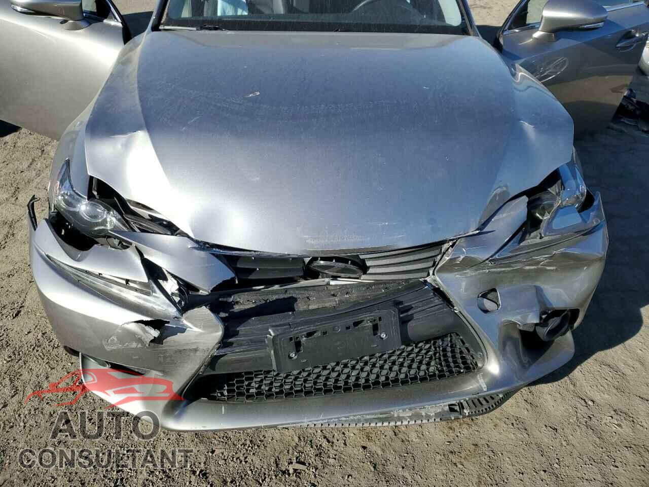 LEXUS IS 2014 - JTHBF1D21E5042534
