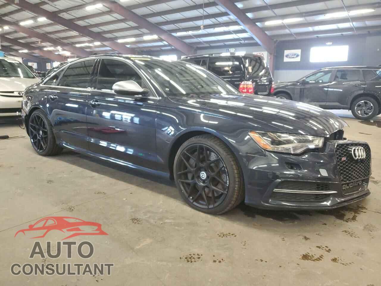 AUDI S6/RS6 2013 - WAUF2AFC5DN090909