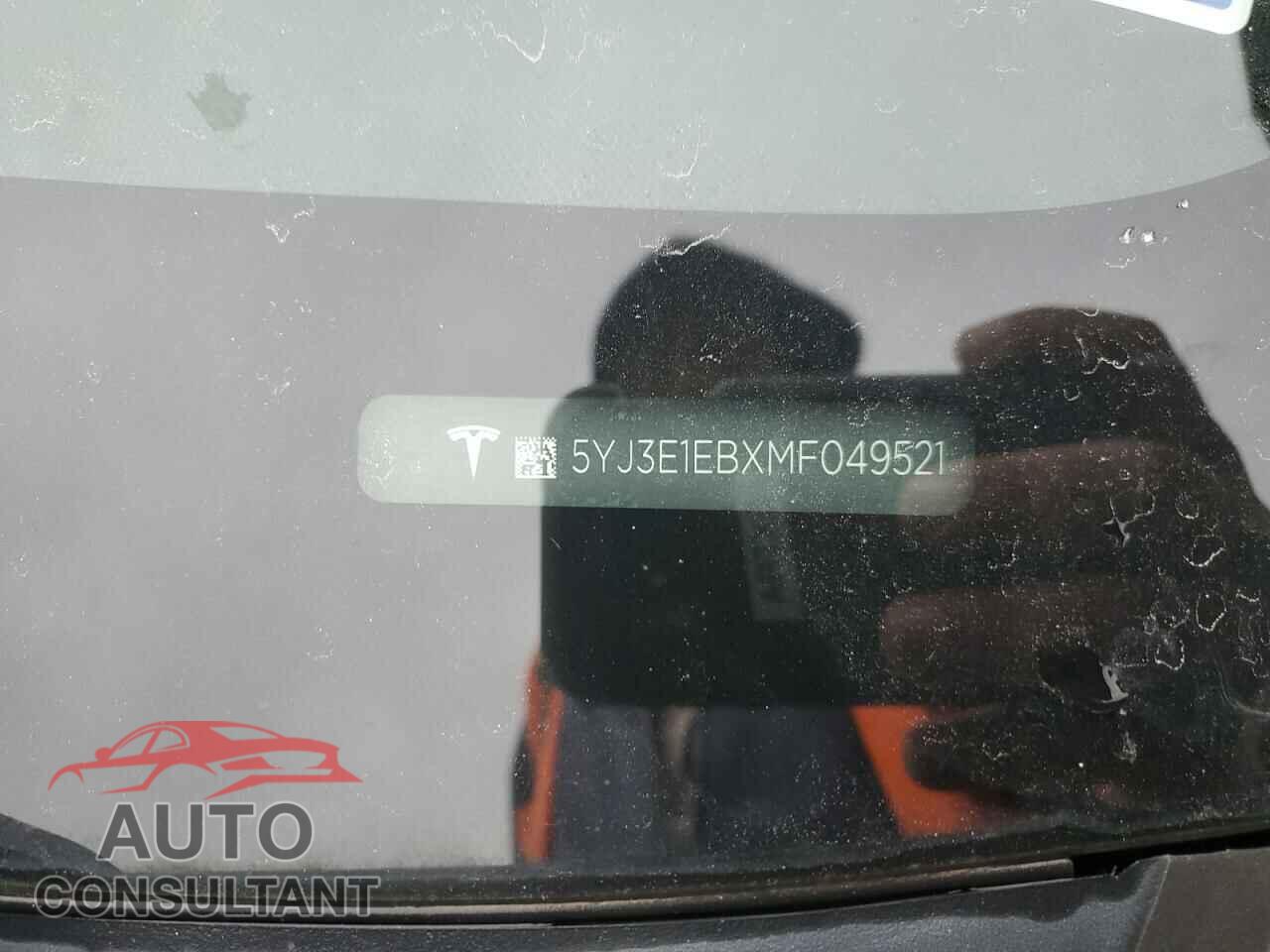 TESLA MODEL 3 2021 - 5YJ3E1EBXMF049521